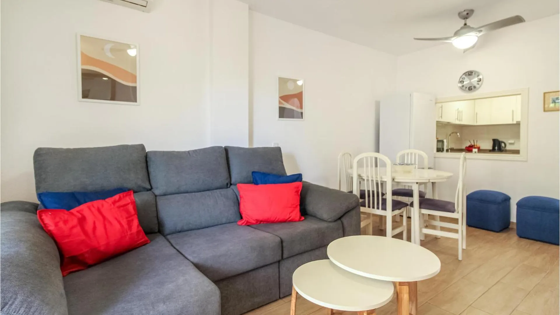 24, Blo 2,B-A Apartment Nerja Spain